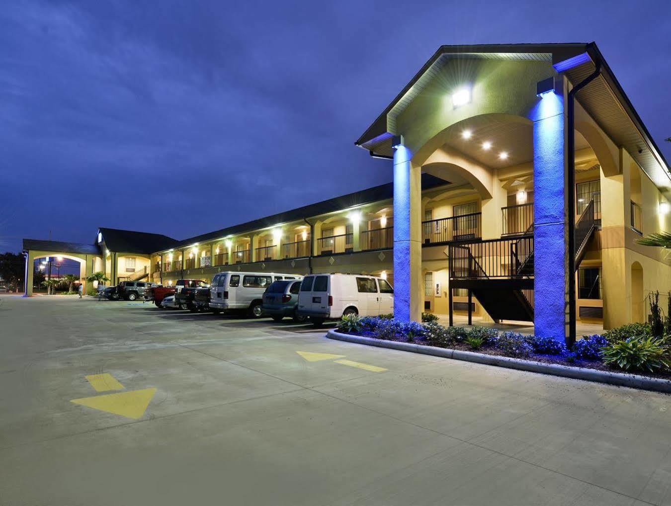 Americas Best Value Inn Lake Charles Interstate 210 Kültér fotó