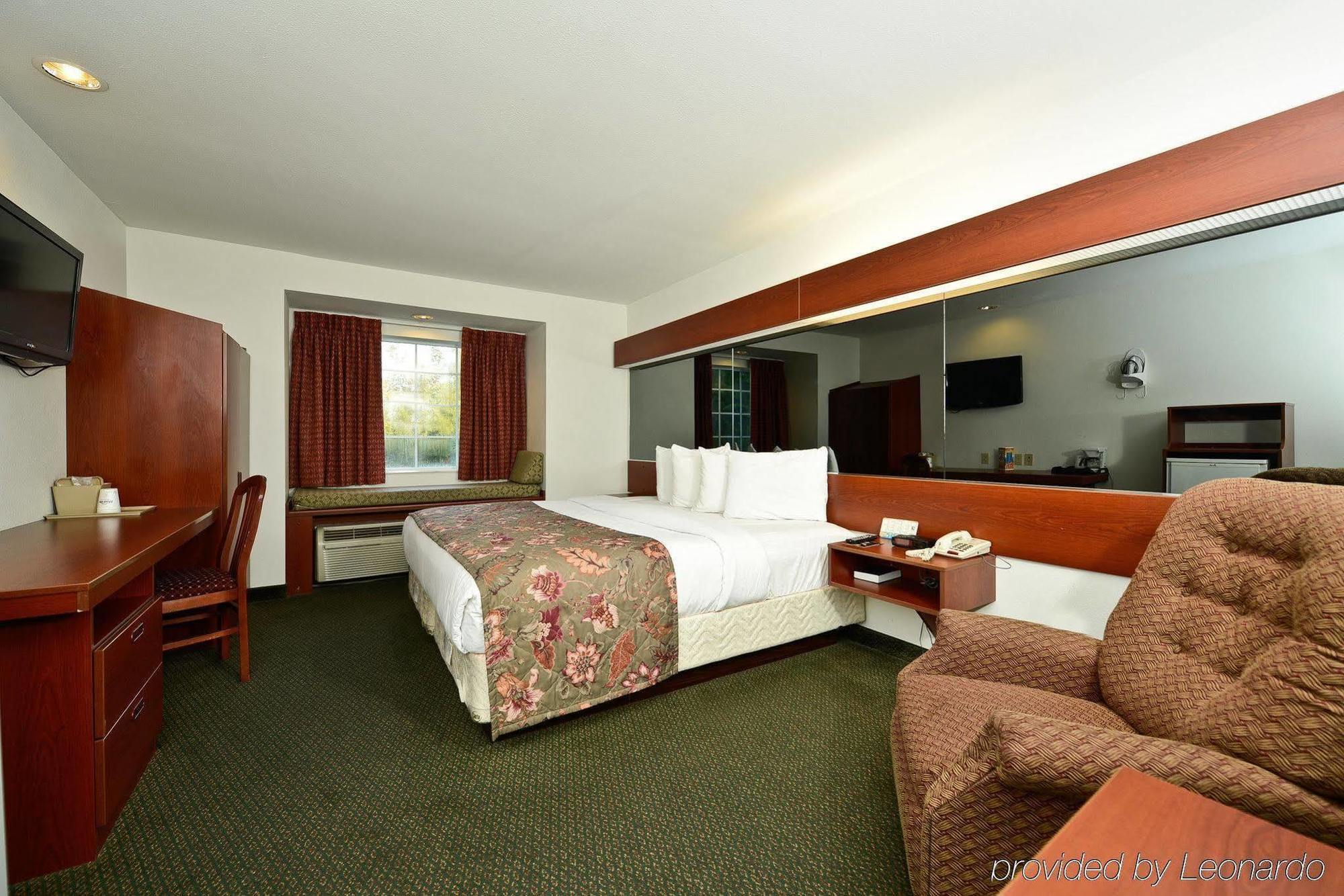 Americas Best Value Inn Lake Charles Interstate 210 Kültér fotó